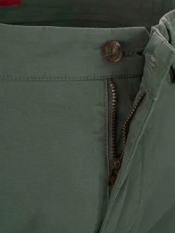 LION OF PORCHES Calções^Bermudas em sarja com bolsos