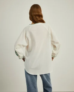 MULHER LION OF PORCHES Blusas^Blusa decote em V com bordado