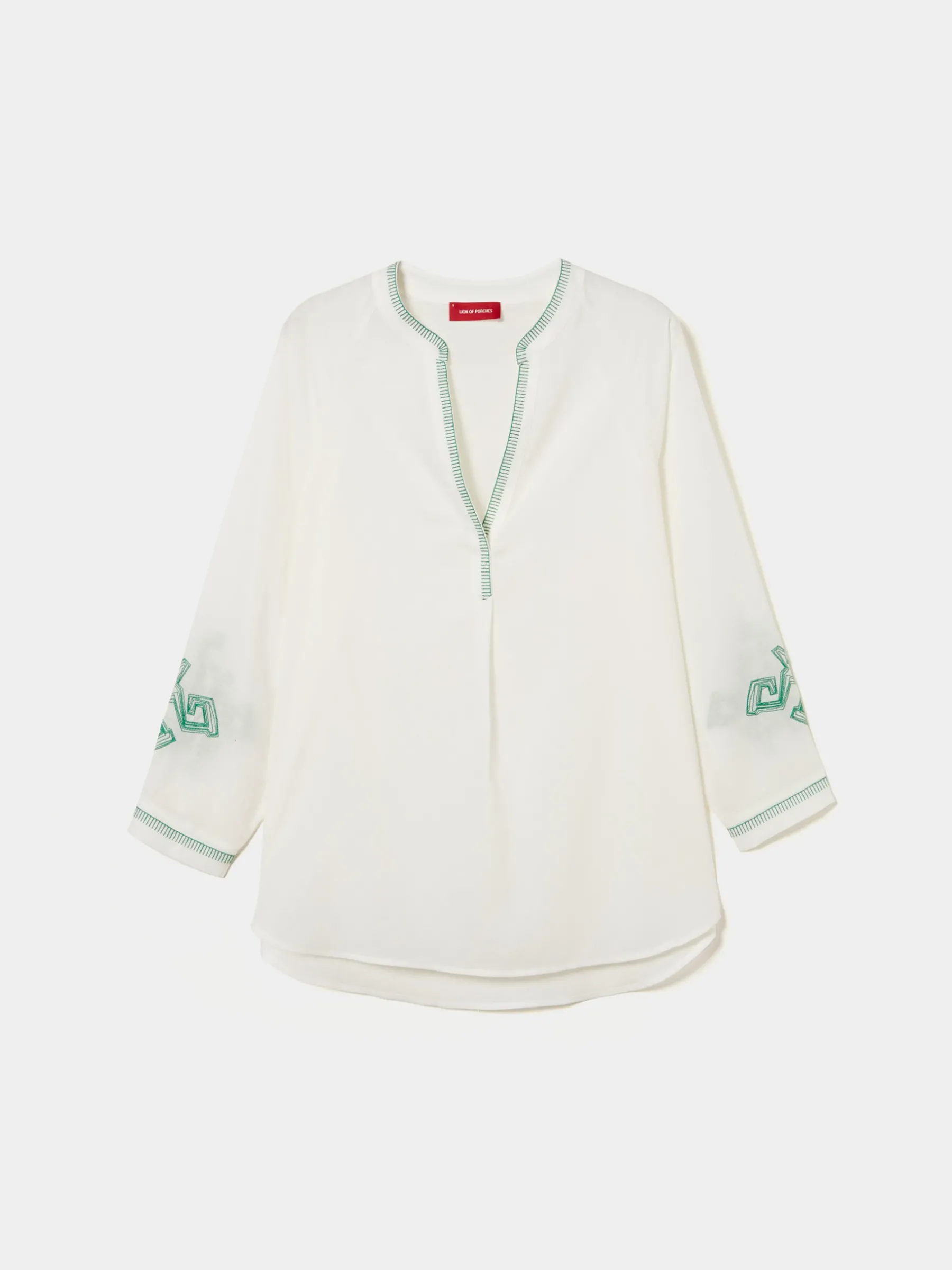 MULHER LION OF PORCHES Blusas^Blusa decote em V com bordado