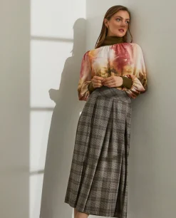 MULHER LION OF PORCHES Blusas^Blusa fluida gola alta