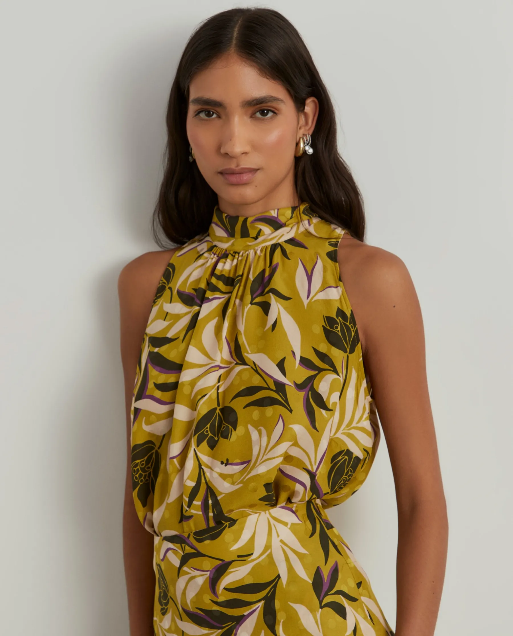 MULHER LION OF PORCHES Blusas^Blusa tropical sem mangas