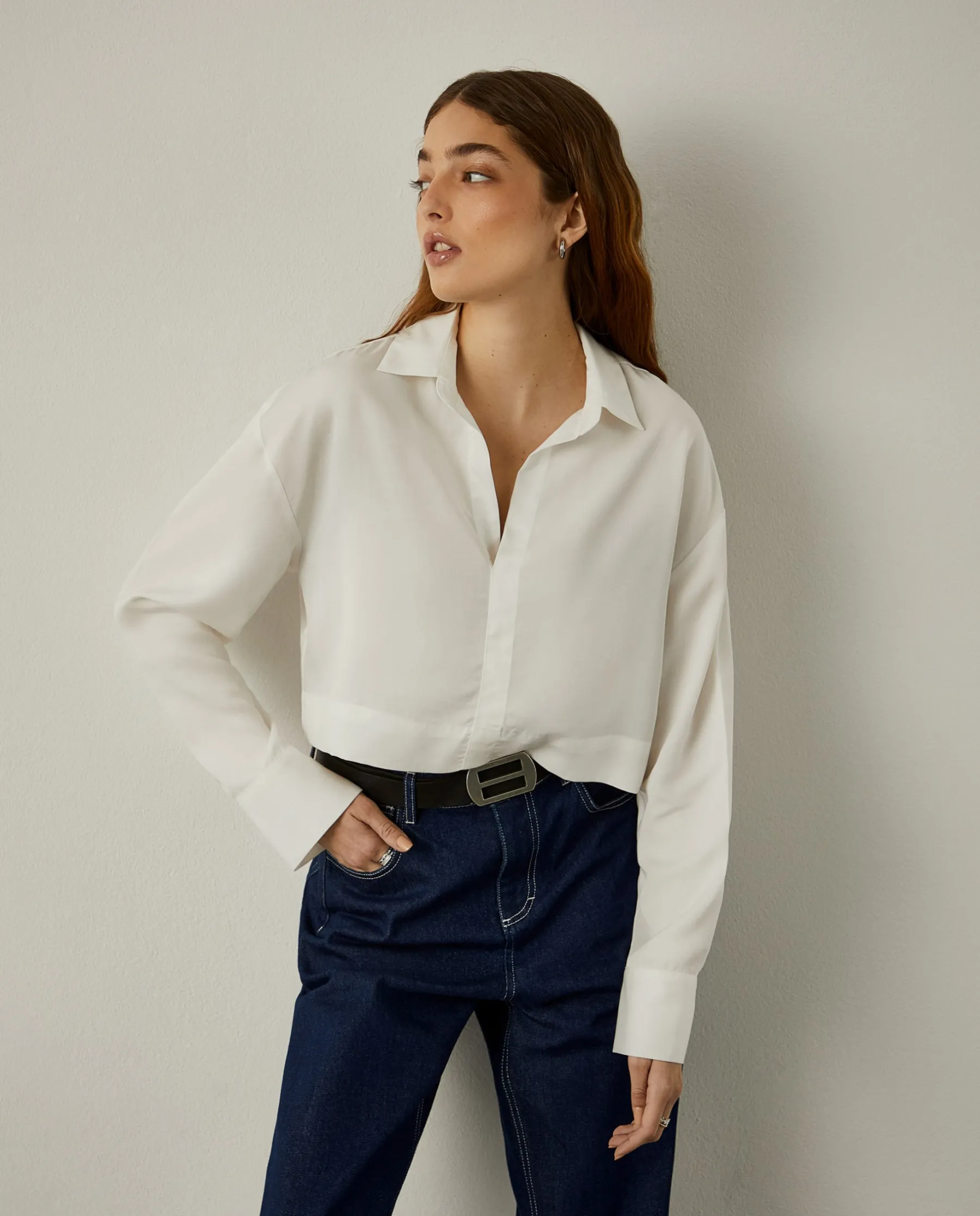 MULHER LION OF PORCHES Camisas^Camisa cropped x Paatiff