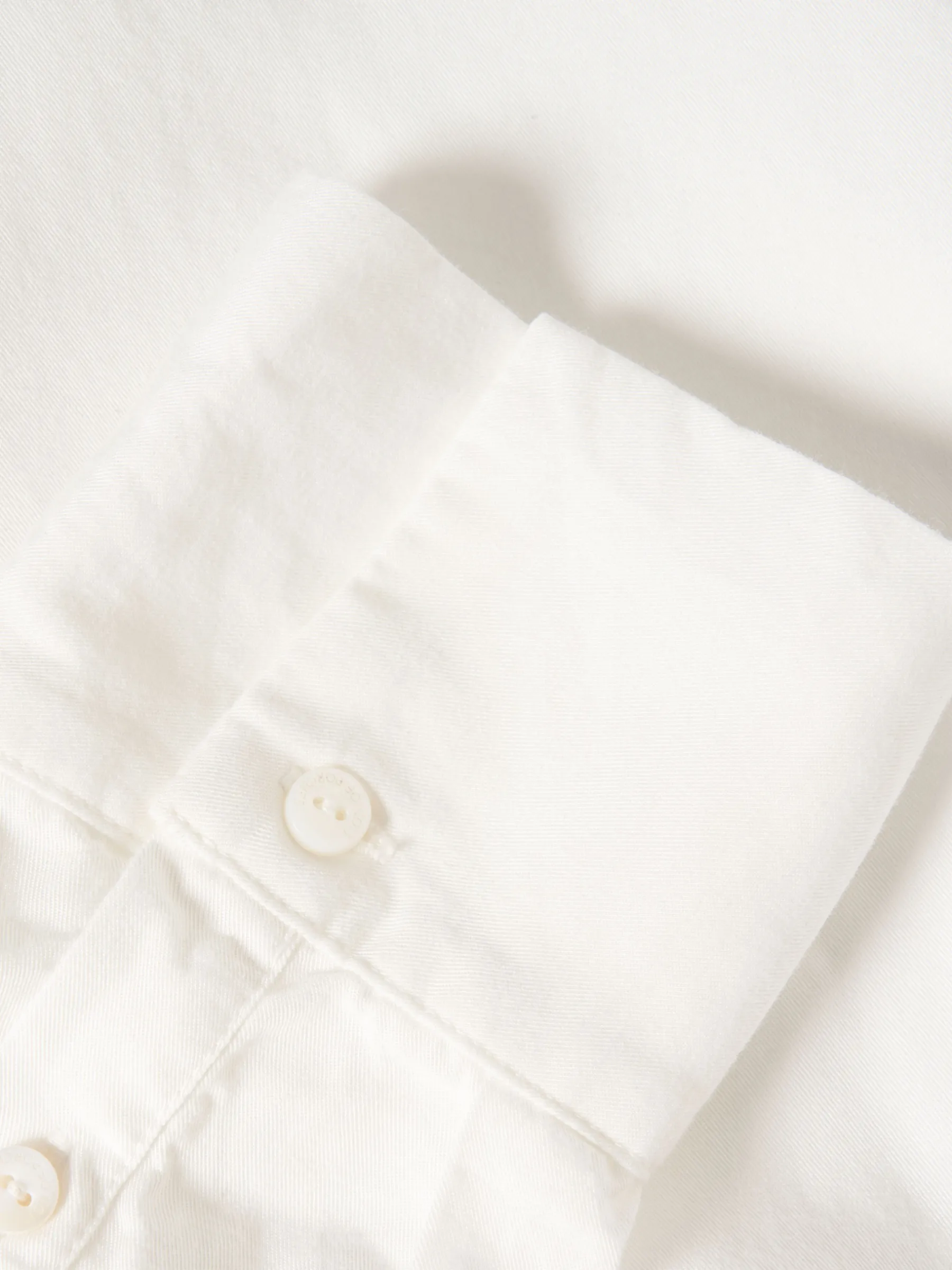 MULHER LION OF PORCHES Camisas^Camisa cropped x Paatiff