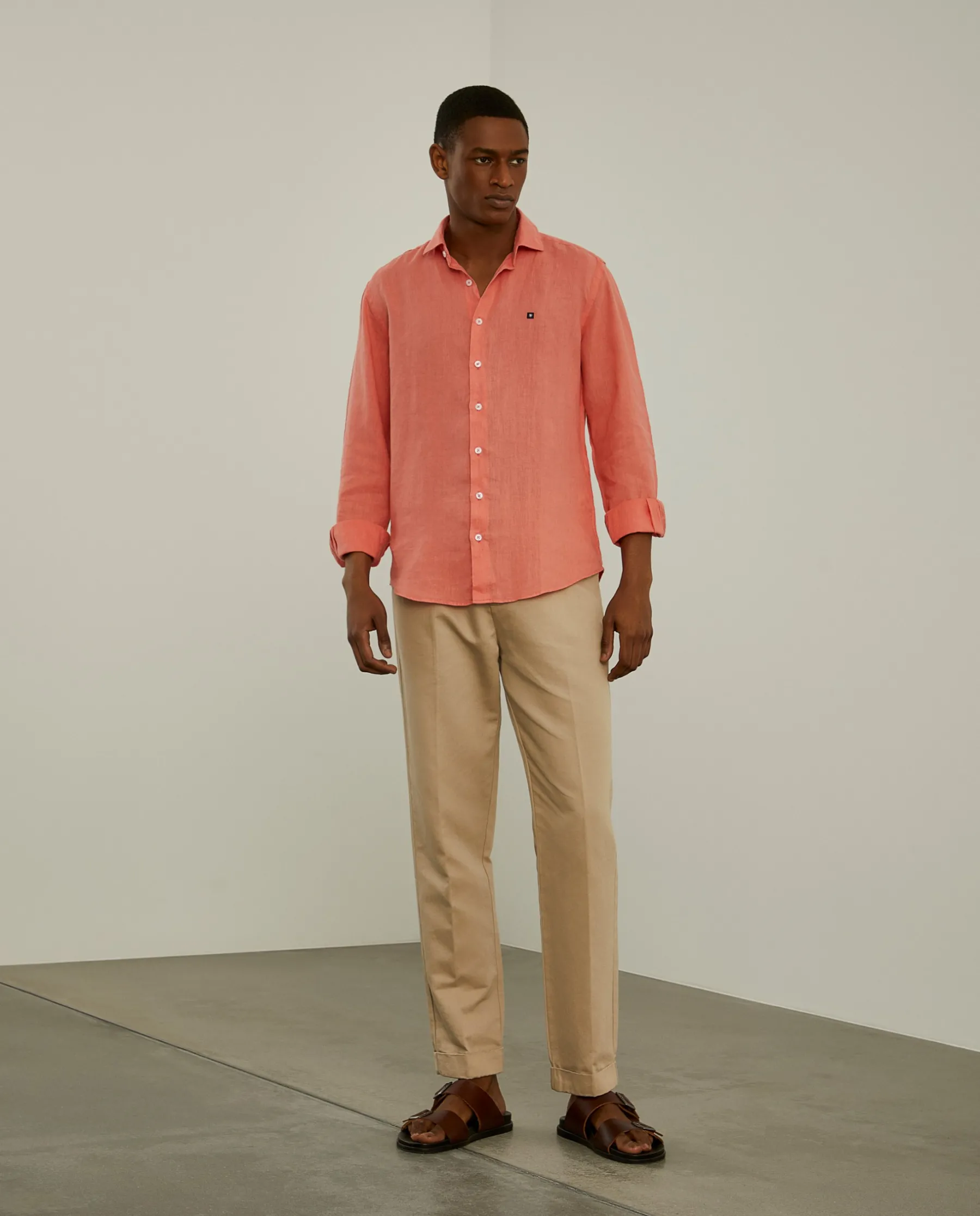LION OF PORCHES Slim Fit^Camisa slim fit em linho garment dye
