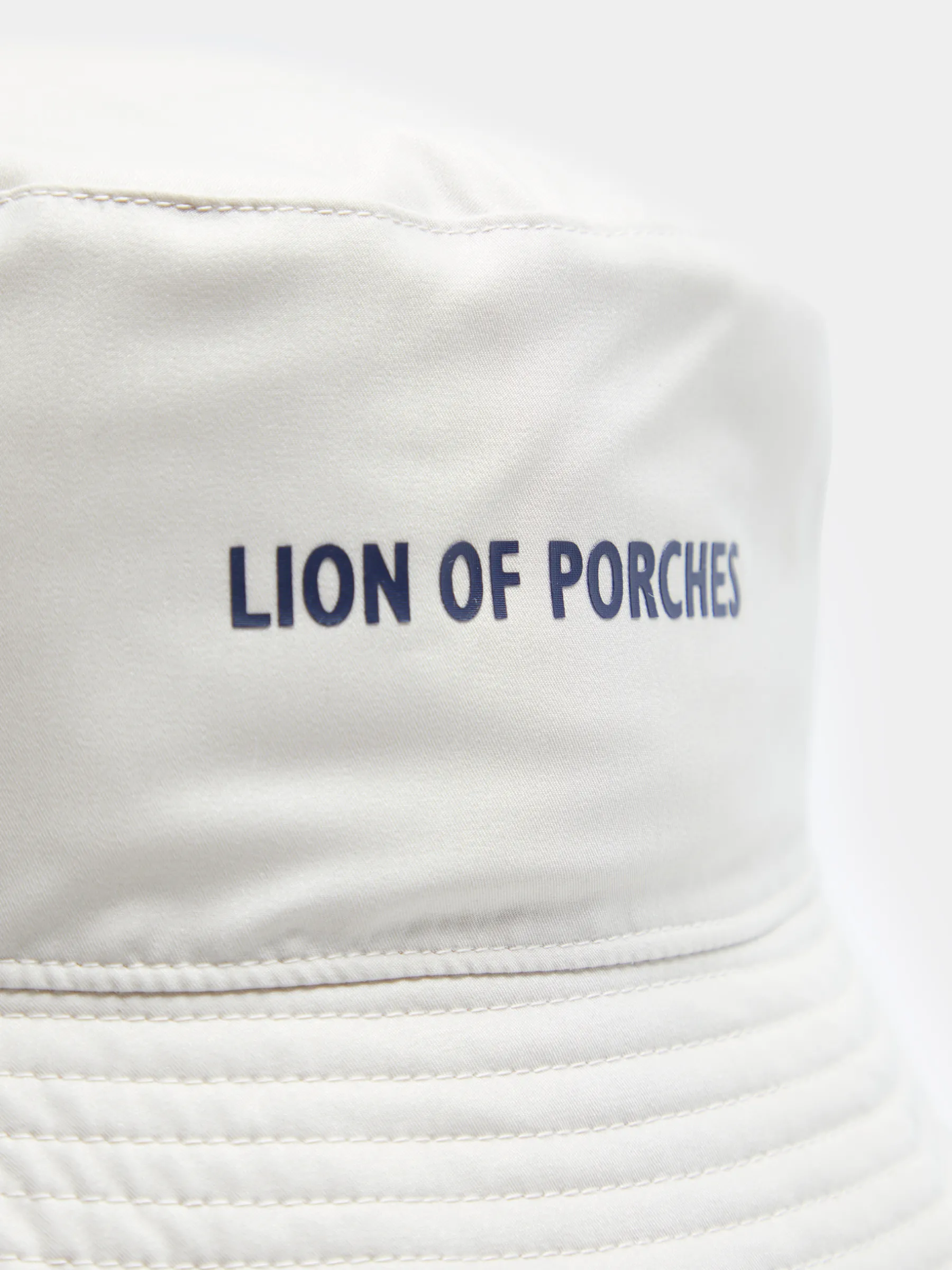 LION OF PORCHES Bonés / Gorros|Bonés / Gorros^Panamá bicolor em nylon