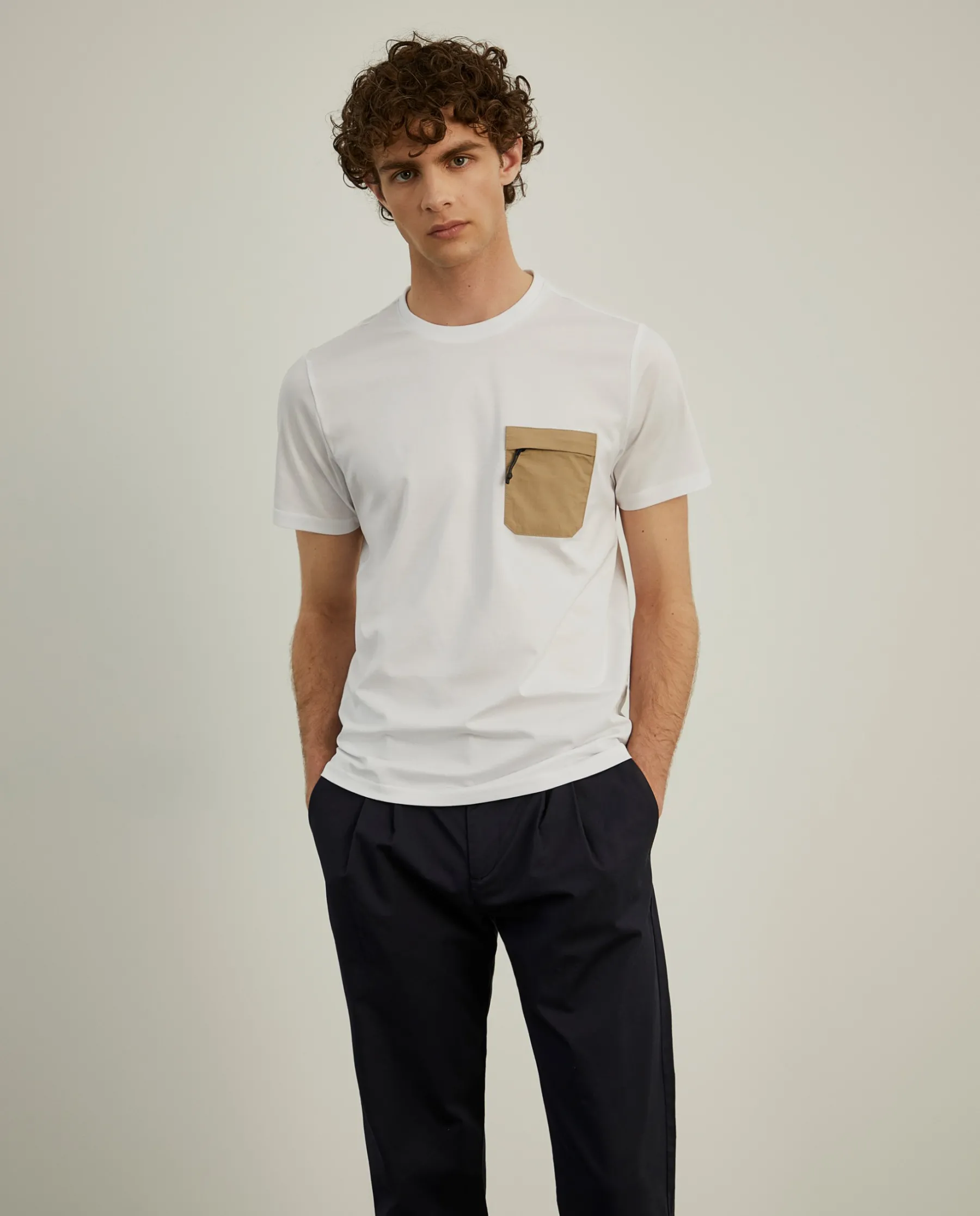 LION OF PORCHES T-Shirts^T-shirt com bolso em contraste