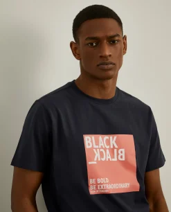 LION OF PORCHES T-Shirts^T-shirt de algodão com mensagem