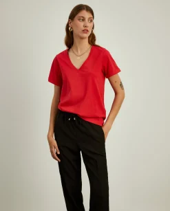 MULHER LION OF PORCHES T-Shirts^T-shirt de algodão decote em V