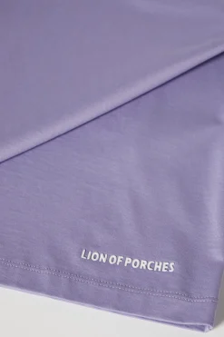 MULHER LION OF PORCHES T-Shirts^T-shirt de algodão decote em V
