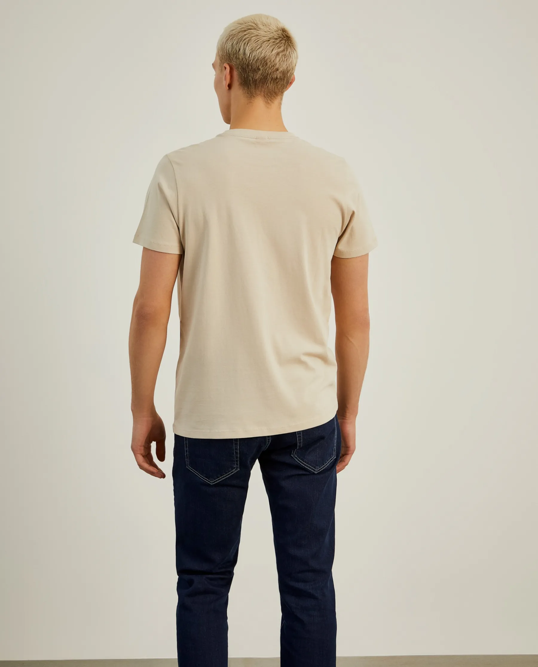 LION OF PORCHES T-Shirts^T-shirt de gola redonda 100% algodão